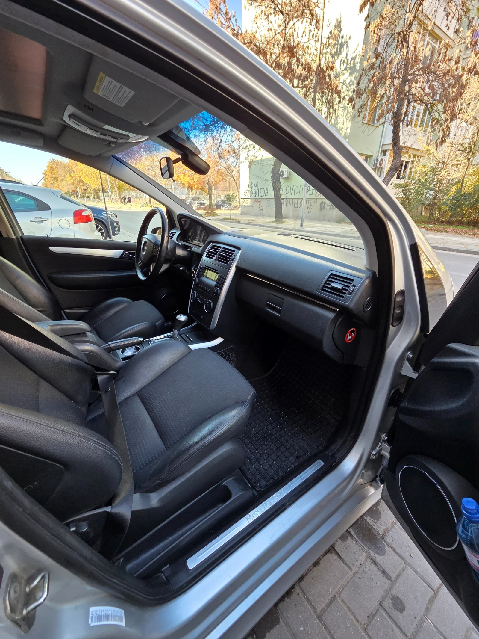 Mercedes-Benz B 200  - изображение 8