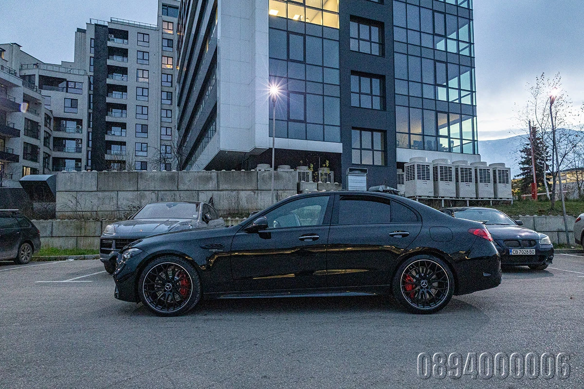 Mercedes-Benz C 63 AMG 4M E PERF CARBON PANORAMA EXCLUSIVE DESIGNO - изображение 4