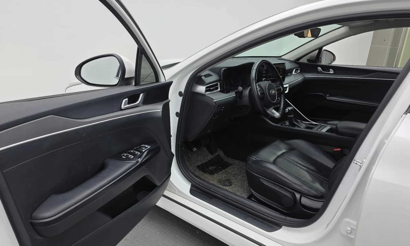 Kia K5 2.0 Lpi - изображение 9