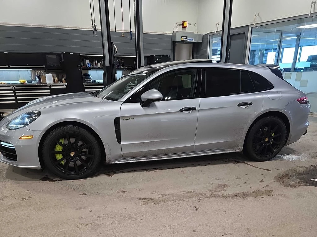 Porsche Panamera * 4 * CARFAX * ФИНАНСИРАНЕ*  - изображение 2