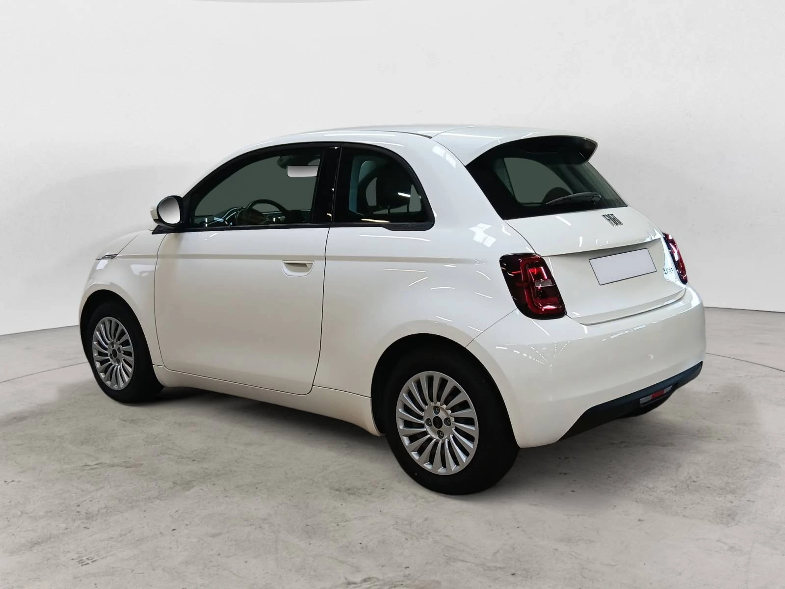 Fiat 500 Electric, снимка 3 - Автомобили и джипове - 53815357