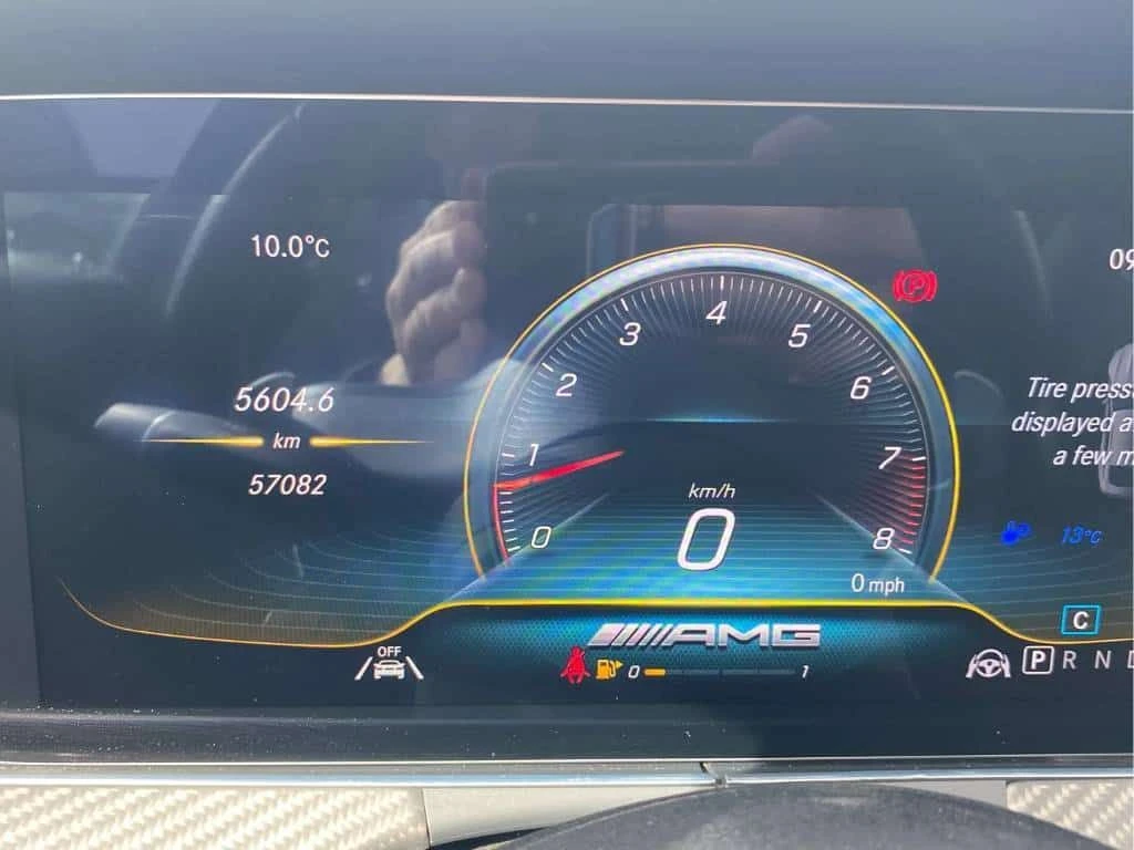 Mercedes-Benz AMG GT 63 S| DISTRONIC| 360| BURMESTER| HUD| ОБДУХВАНЕ, снимка 11 - Автомобили и джипове - 54002078