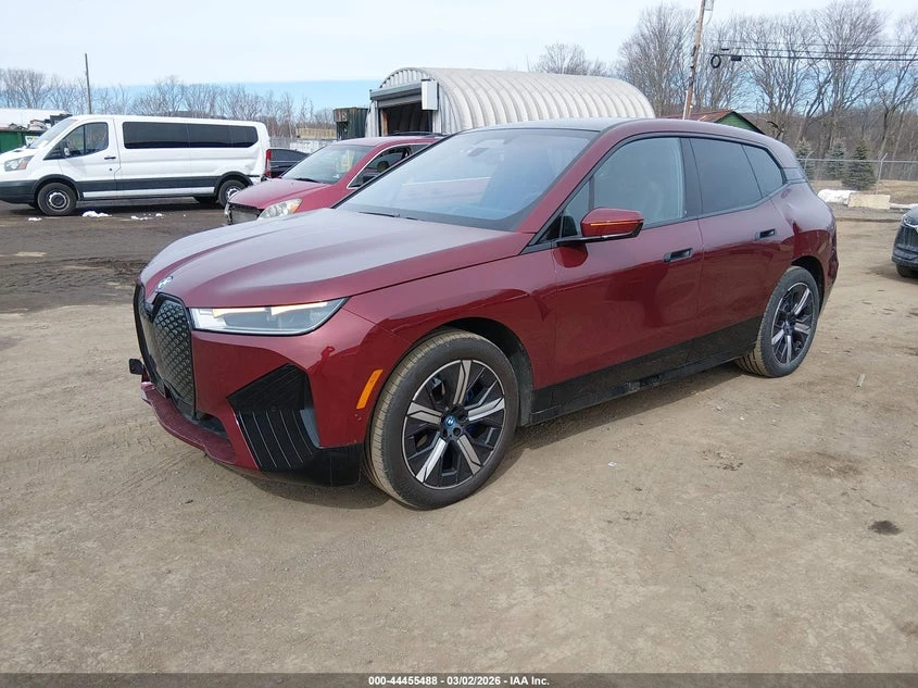 BMW iX xDrive50, снимка 2 - Автомобили и джипове - 54108636