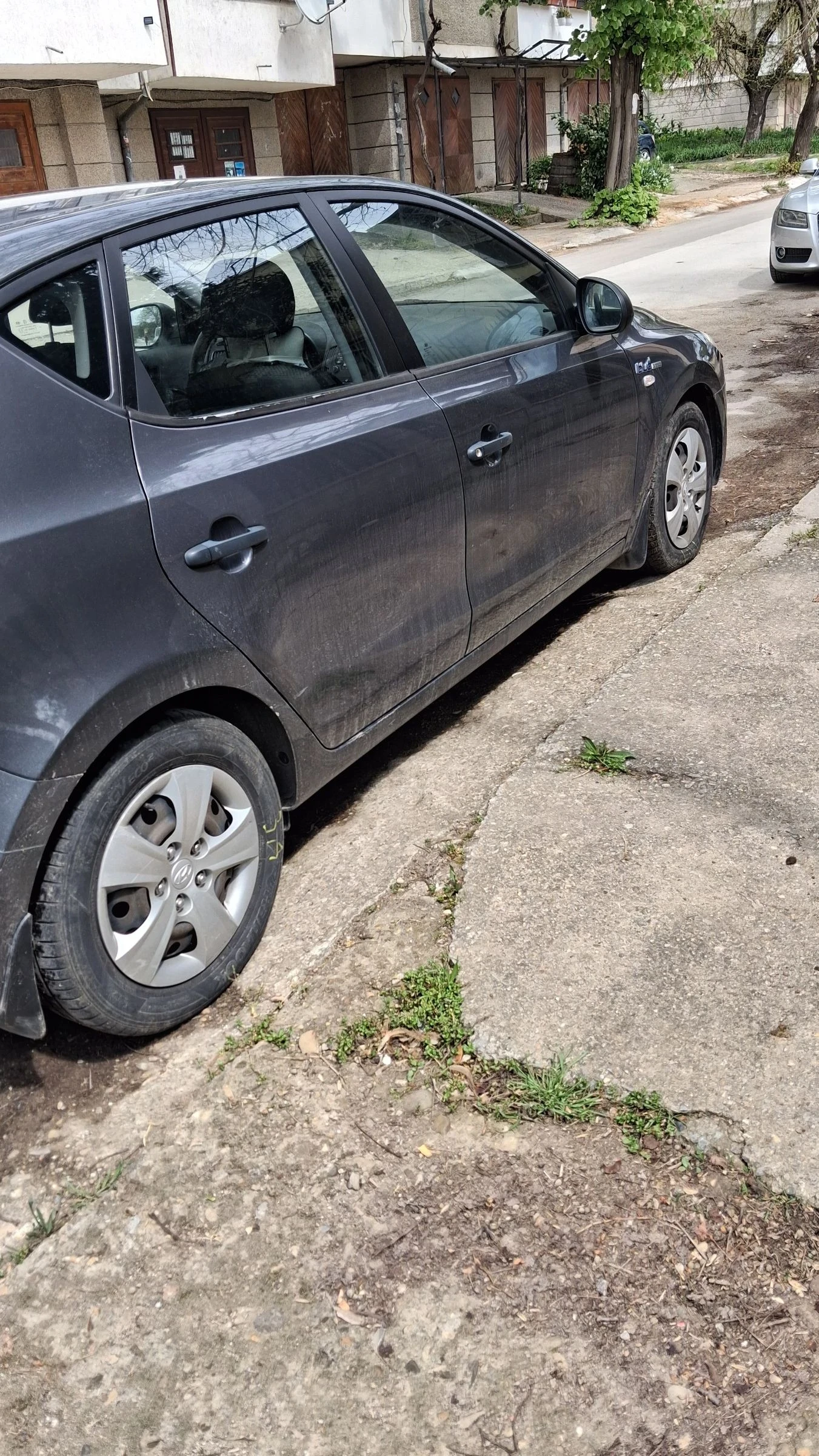 Hyundai I30 1.6, снимка 4 - Автомобили и джипове - 54305704