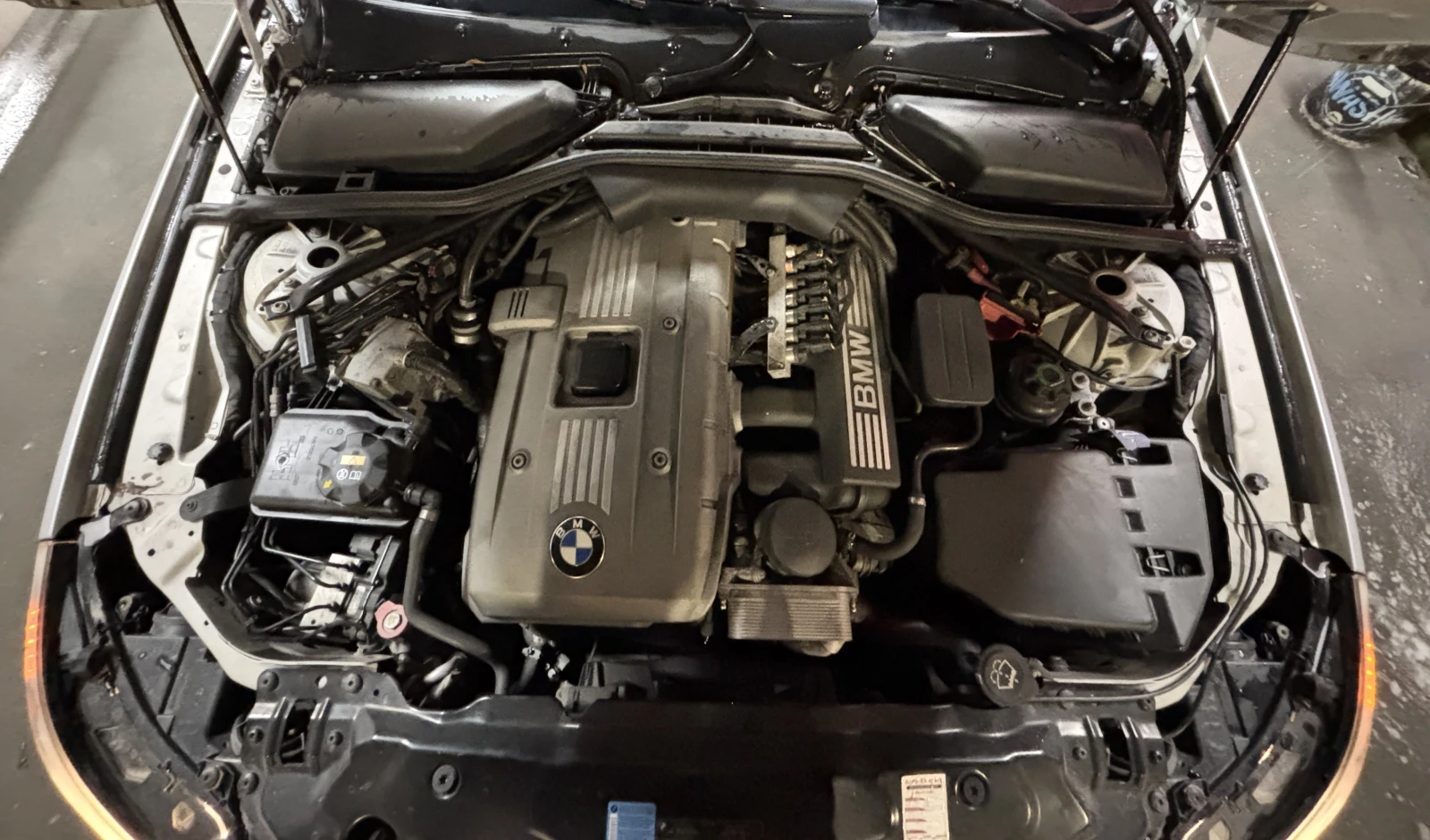 BMW 523 N52B25 177к.с., снимка 14 - Автомобили и джипове - 54335190