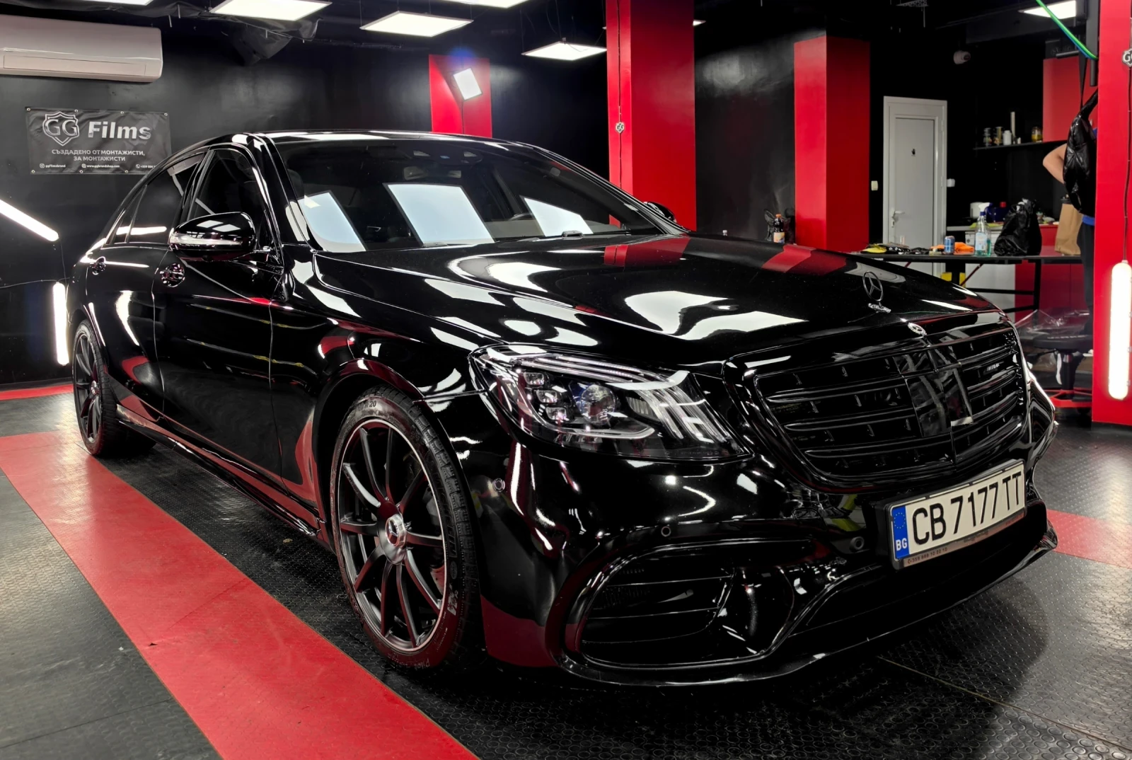 Mercedes-Benz S 560 AMG Long 4Matic Full, снимка 7 - Автомобили и джипове - 54442740