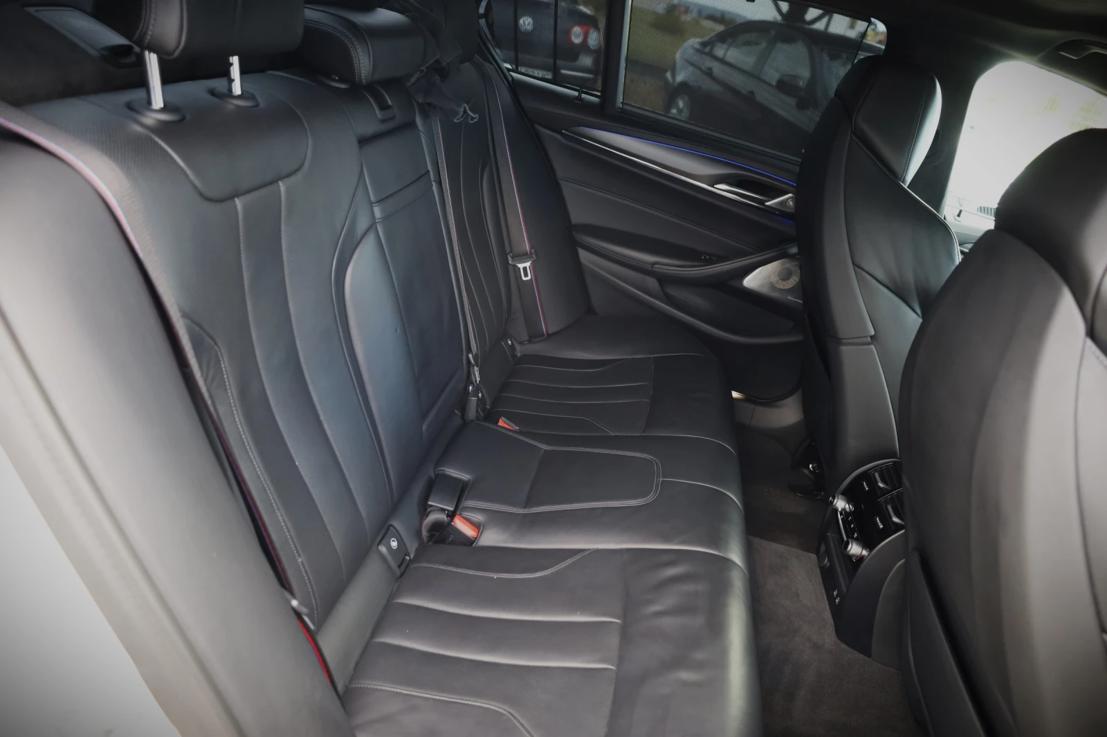 BMW M5 COMPETITION, снимка 17 - Автомобили и джипове - 54553452