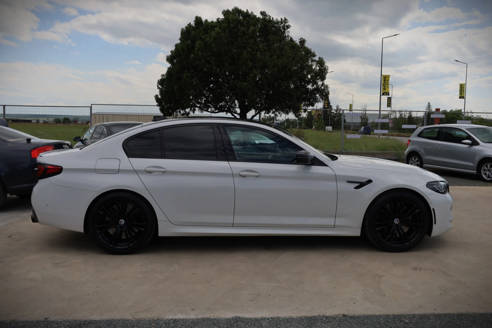 BMW M5 COMPETITION, снимка 3 - Автомобили и джипове - 54553452