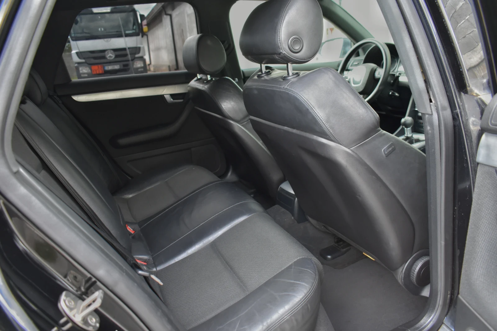 Audi A4 2.0 TDI 3xSline , снимка 11 - Автомобили и джипове - 54598136