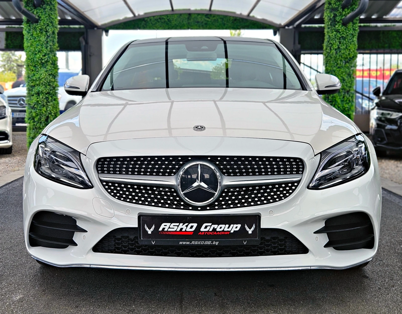Mercedes-Benz C 220 AMG/4MAT/DIGITAL/PANO/CAMERA/ПОДГРЕВ/AMBIENT/LIZIN, снимка 2 - Автомобили и джипове - 54621433
