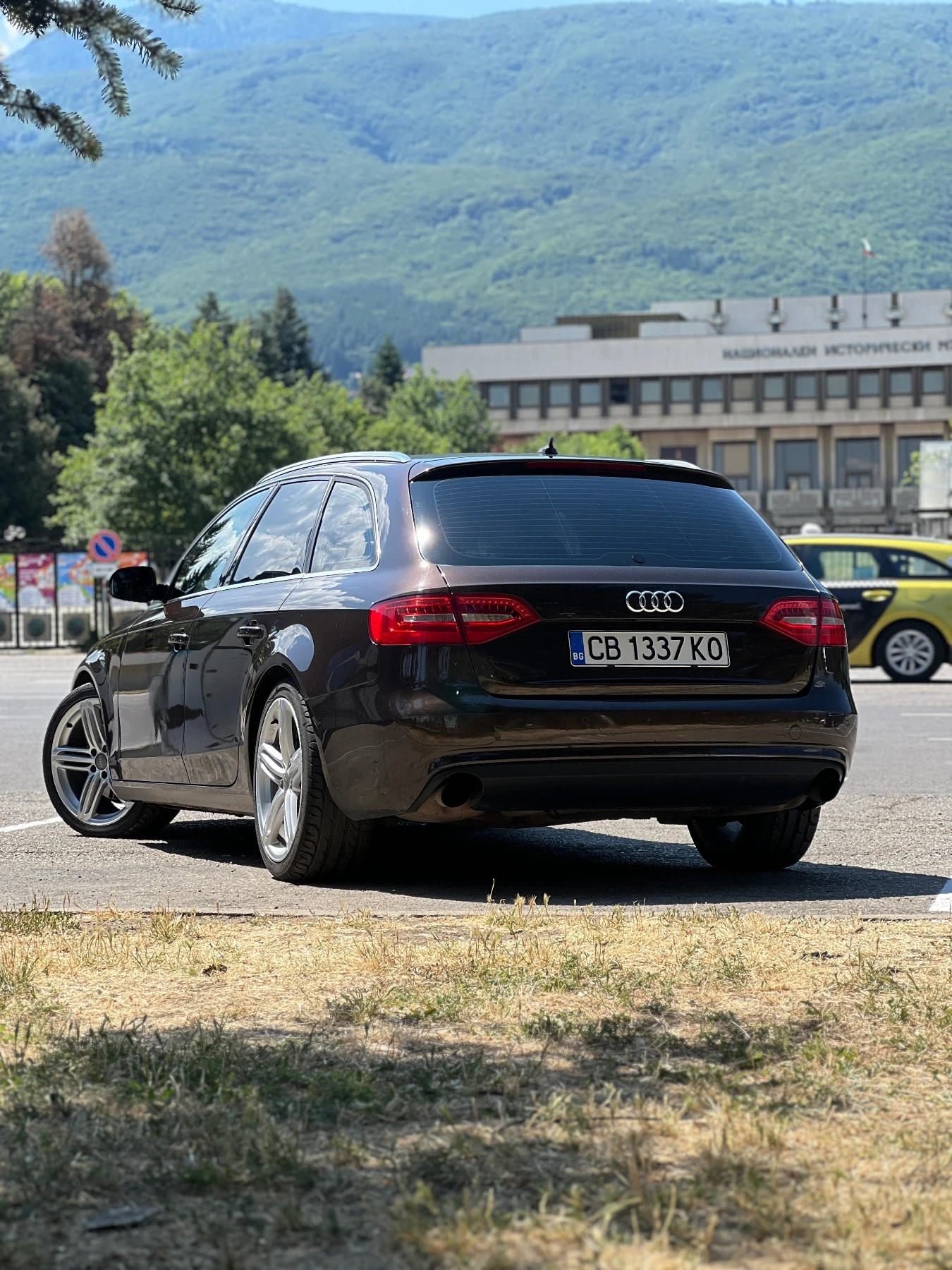 Audi A4 A4 B8 Facelift 2.0 TFSI РЪЧКА Quattro ABT   2012г., снимка 4 - Автомобили и джипове - 54622915
