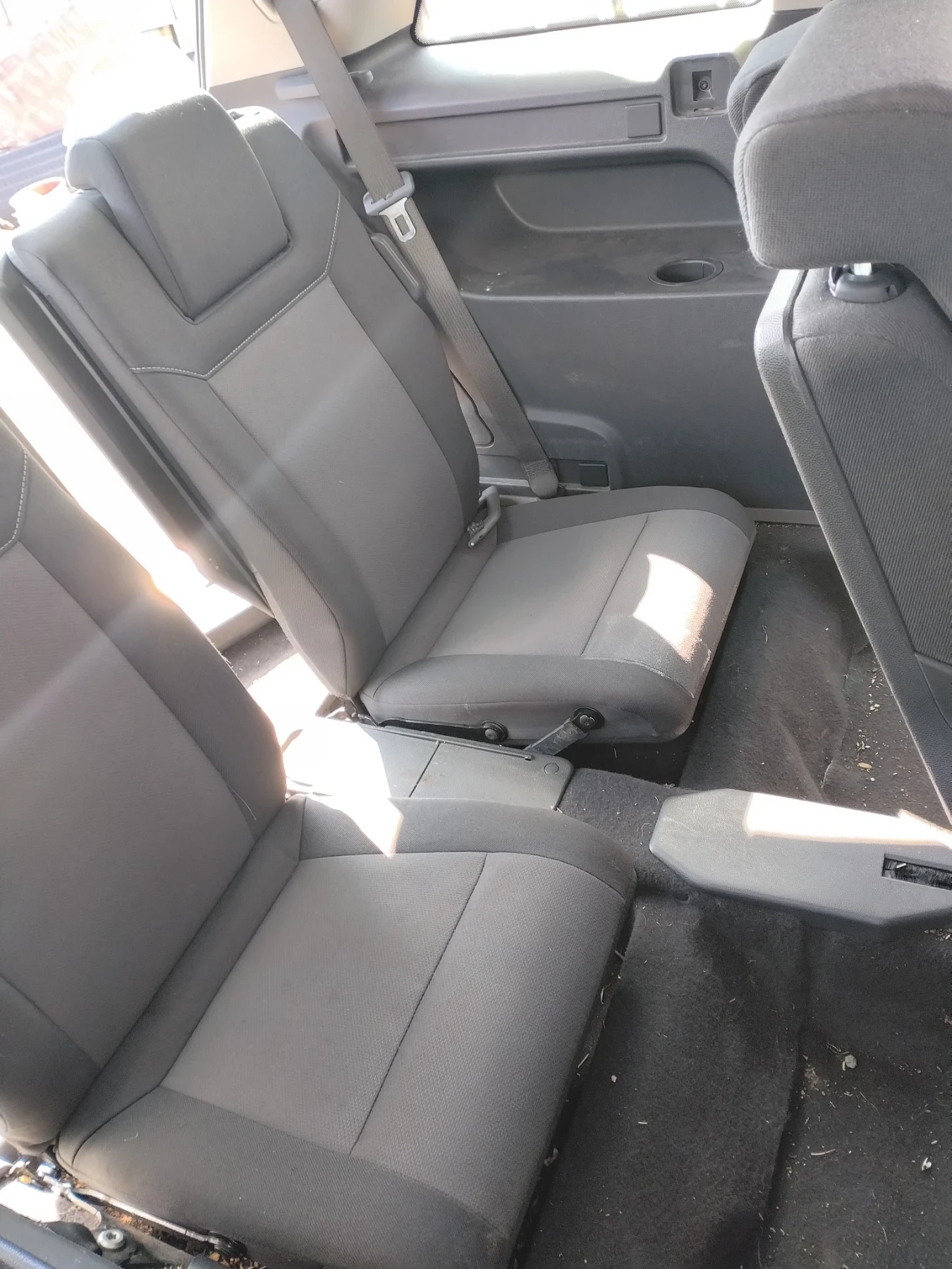 Opel Zafira 1.8 140к.с 6+ 1, снимка 11 - Автомобили и джипове - 54689279