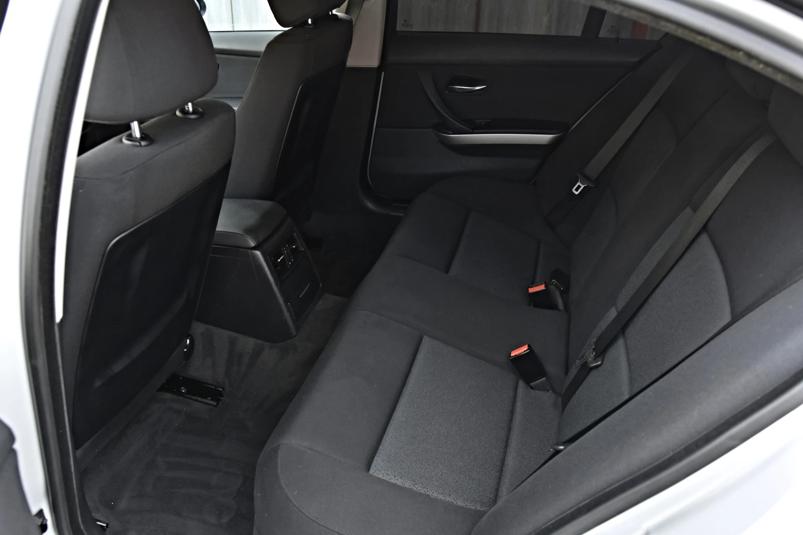BMW 320 320 163cv ///NAVI///180000 km!!!, снимка 8 - Автомобили и джипове - 54826339