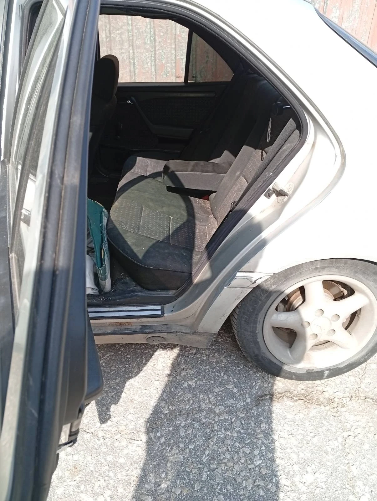 Mercedes-Benz 220, снимка 5 - Автомобили и джипове - 55178290