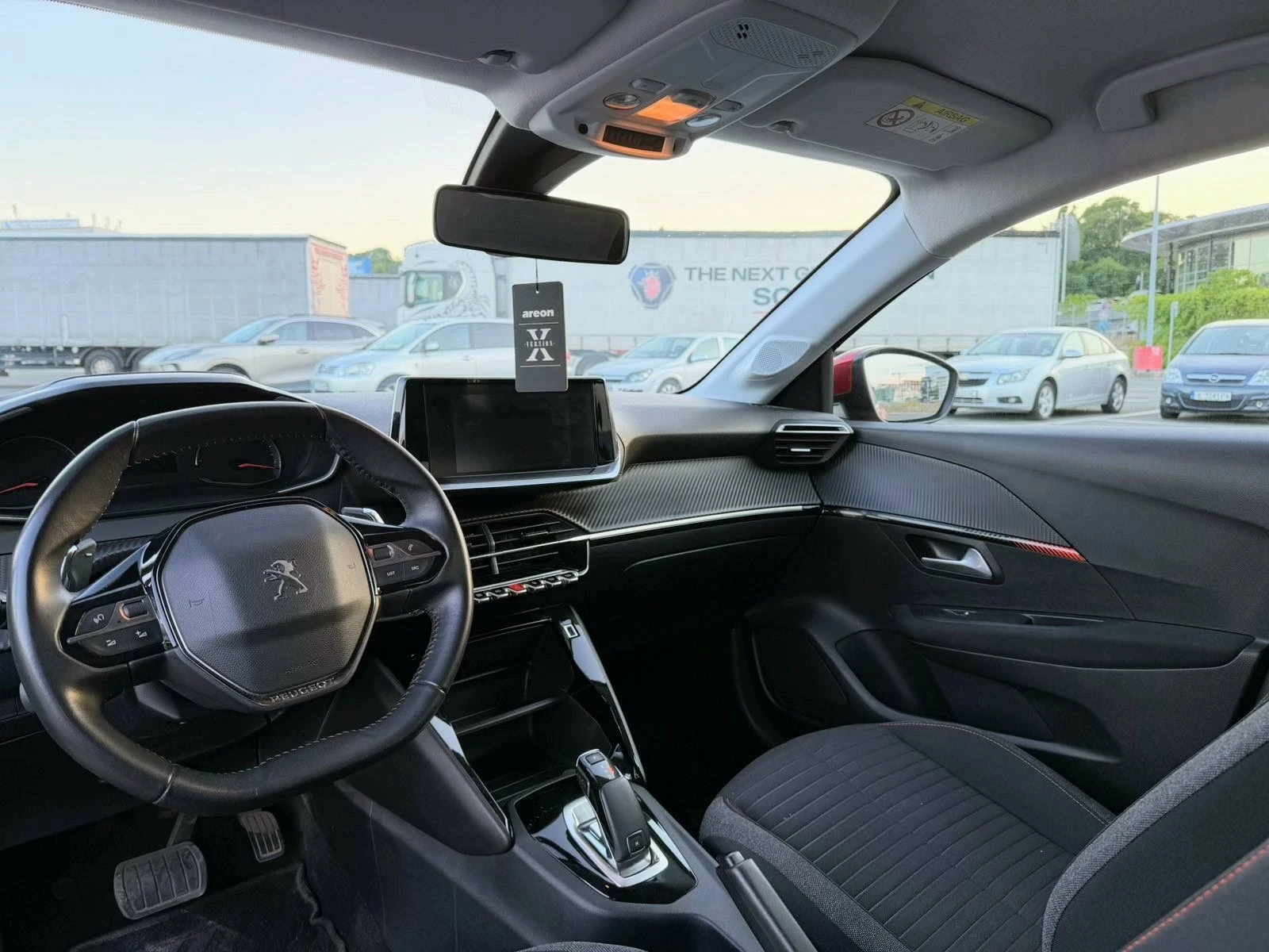 Peugeot 208 New Line Up ACTIVE PACK 1.2 PureTech 100 EAT8 | Mobile.bg � ����������� 8
