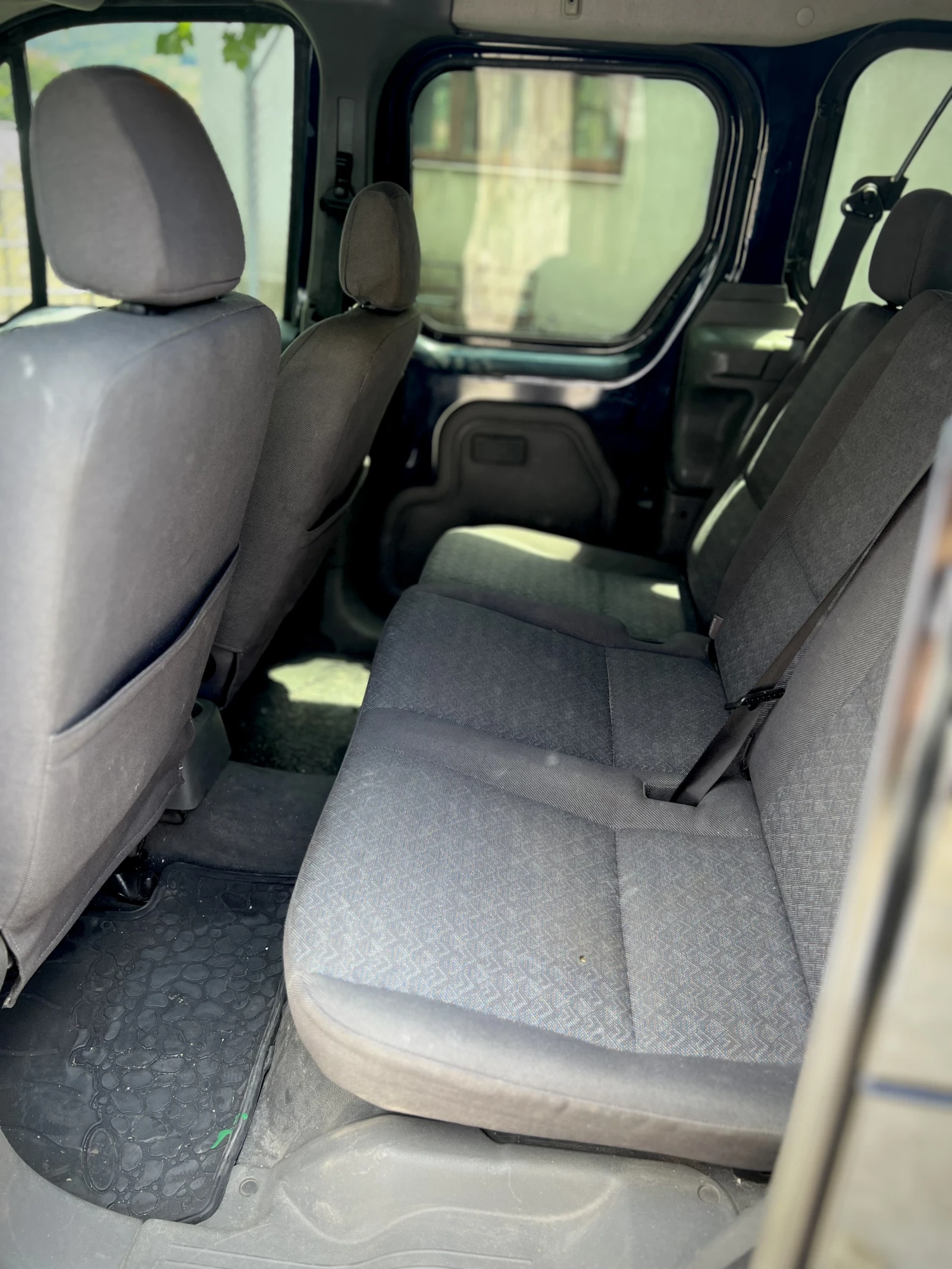 Ford Tourneo Connect 1.8 TDCi, снимка 10 - Автомобили и джипове - 55296803