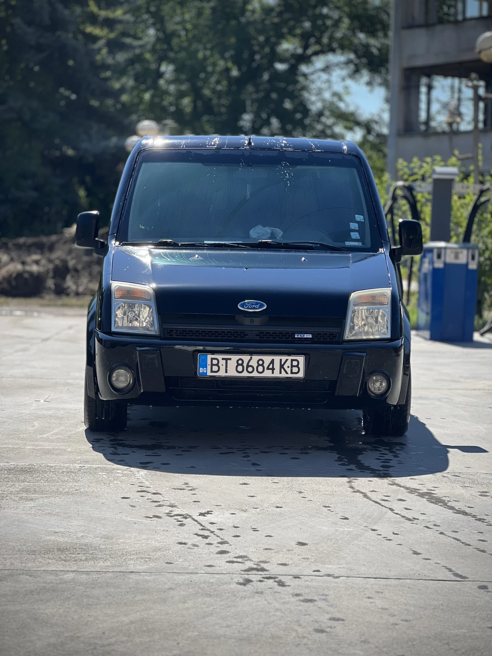 Ford Tourneo Connect 1.8 TDCi, снимка 2 - Автомобили и джипове - 55296803