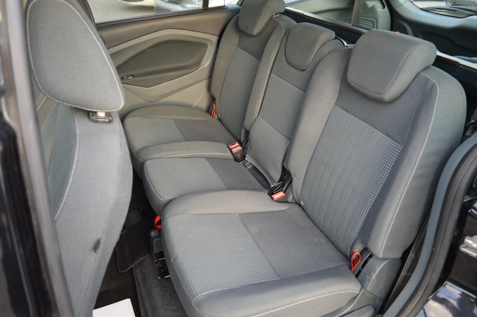 Ford Grand C-Max 2.0TDCI-7MESTA-KLIMA, снимка 11 - Автомобили и джипове - 55353505