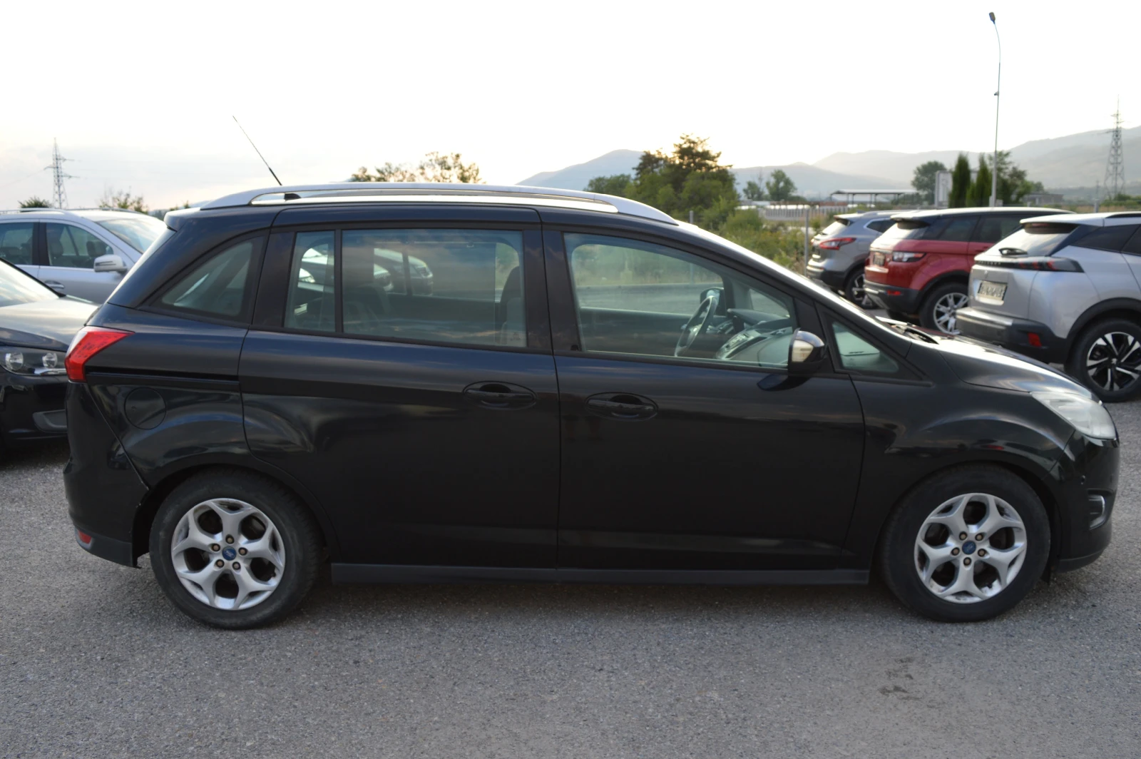 Ford Grand C-Max 2.0TDCI-7MESTA-KLIMA, снимка 4 - Автомобили и джипове - 55353505