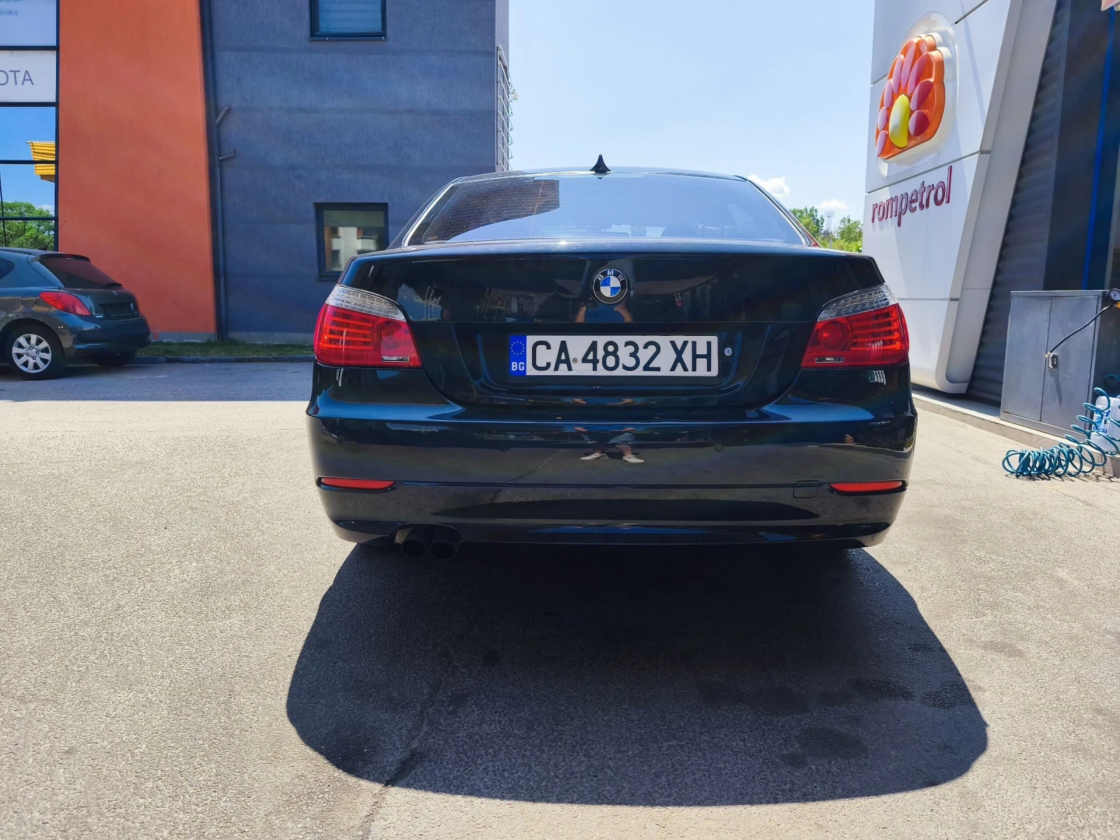 BMW 525, снимка 5 - Автомобили и джипове - 55579378