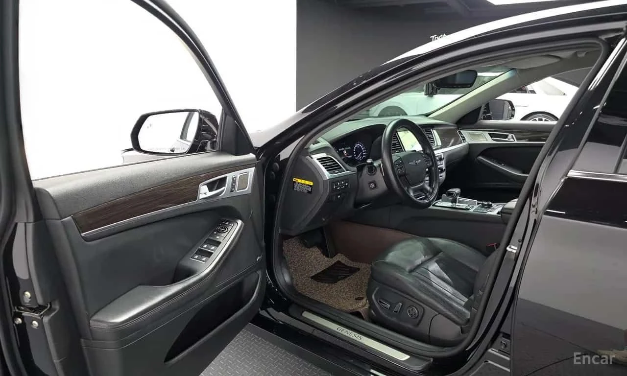 Genesis G80 3.3 GDI AWD| HUD| 360| ОБДУХ| ПАНО| , снимка 10 - Автомобили и джипове - 55584302