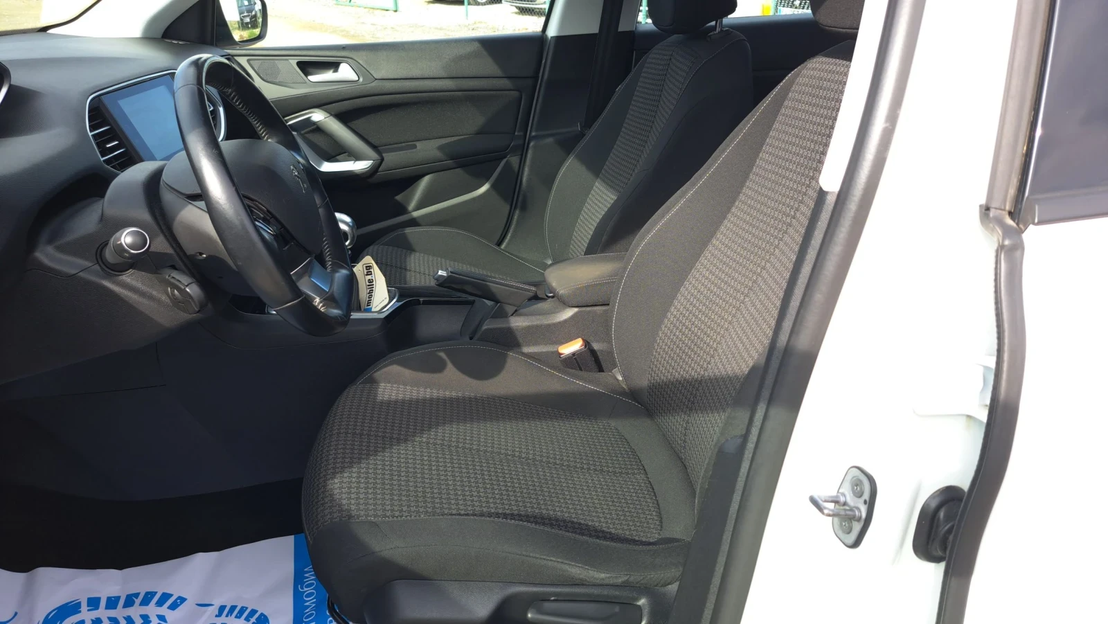 Peugeot 308 1.5 BLUE HDI | Mobile.bg � ����������� 11