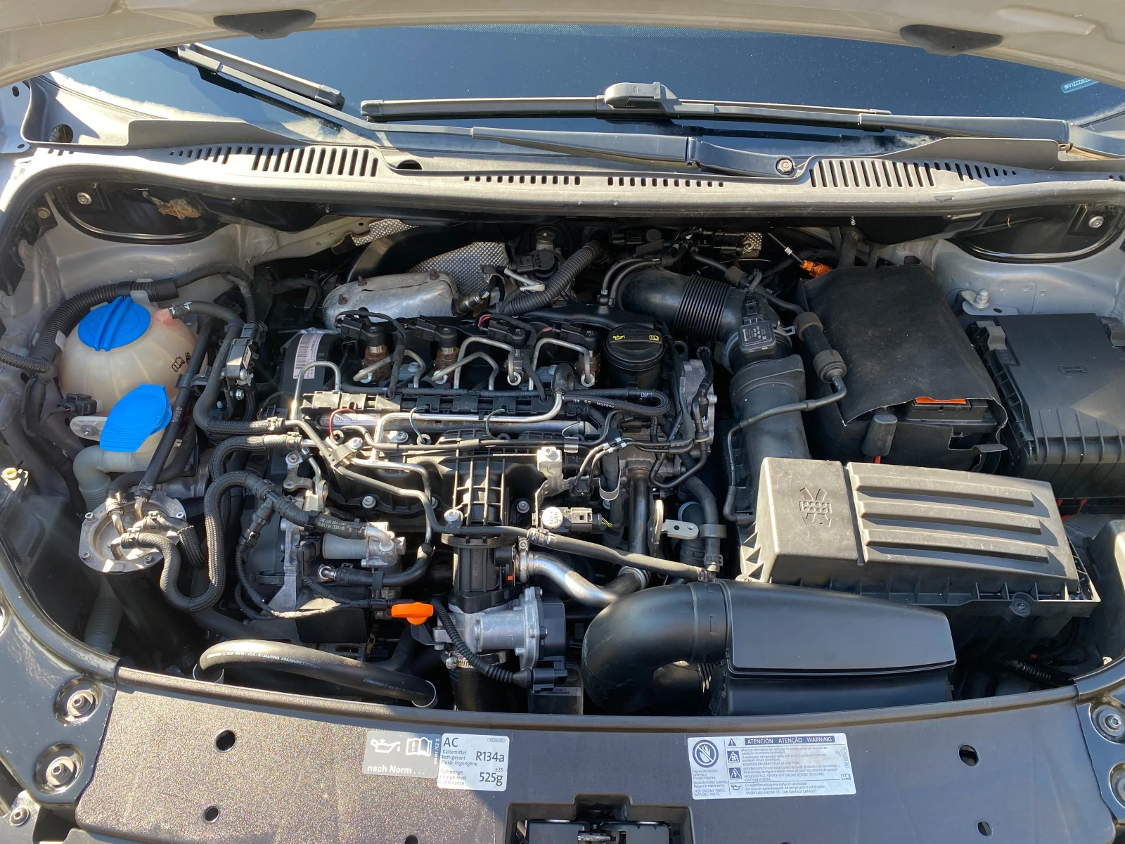 VW Caddy 1.6TDi 4+ 1м. Automatic, снимка 17 - Автомобили и джипове - 56562342