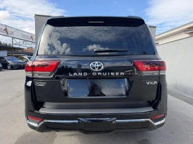 Toyota Land cruiser VXR 300 3.3d V6 70 ANNIVERSARY, снимка 5