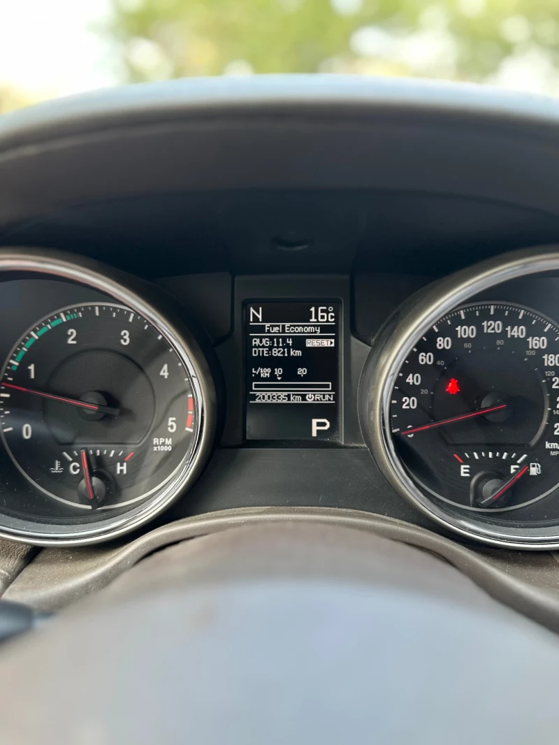 Jeep Grand cherokee 3.0 CRD OVERLAND, снимка 16 - Автомобили и джипове - 52051431