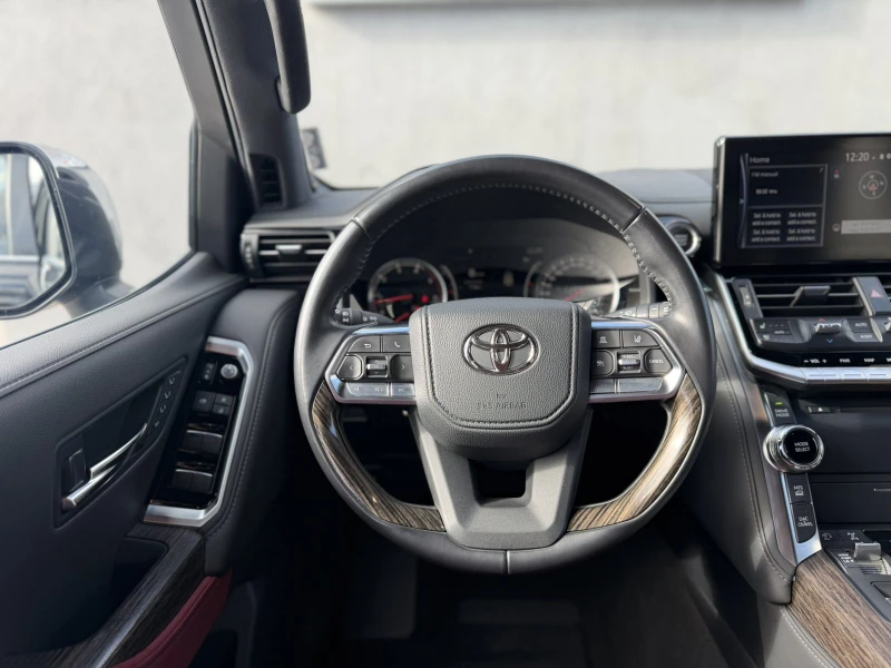 Toyota Land cruiser VXR 300 3.3d V6 70 ANNIVERSARY, снимка 12 - Автомобили и джипове - 52331651