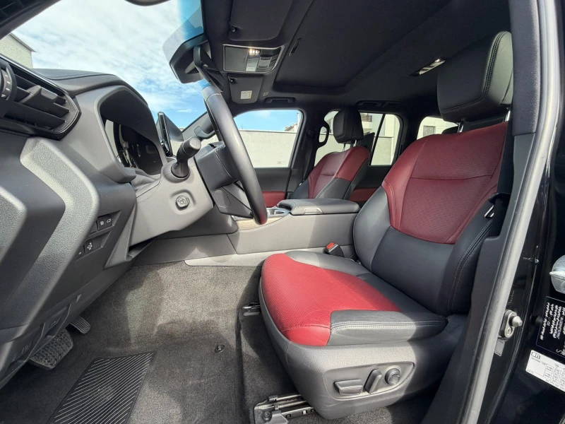 Toyota Land cruiser VXR 300 3.3d V6 70 ANNIVERSARY, снимка 9 - Автомобили и джипове - 52331651