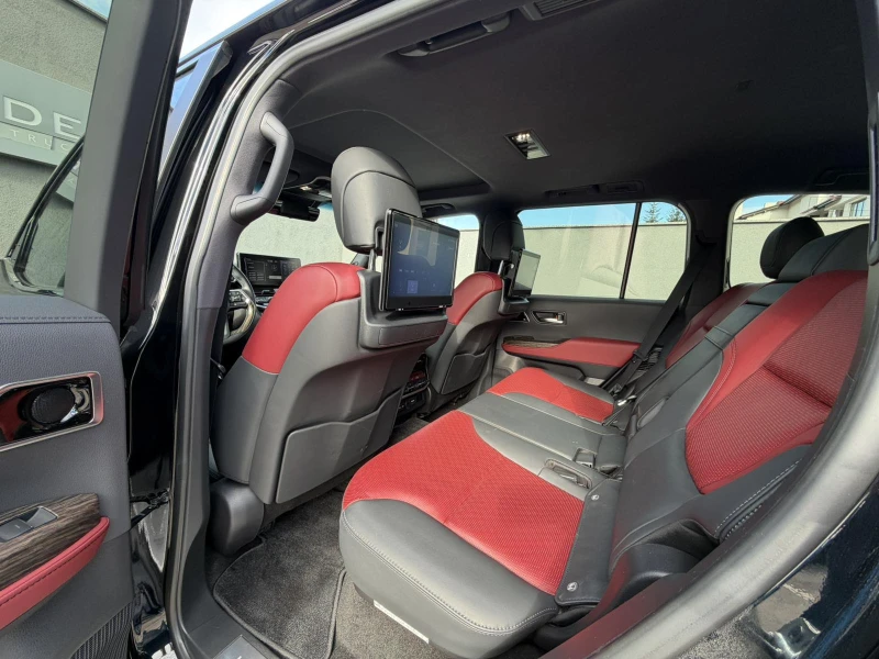 Toyota Land cruiser VXR 300 3.3d V6 70 ANNIVERSARY, снимка 16 - Автомобили и джипове - 52331651