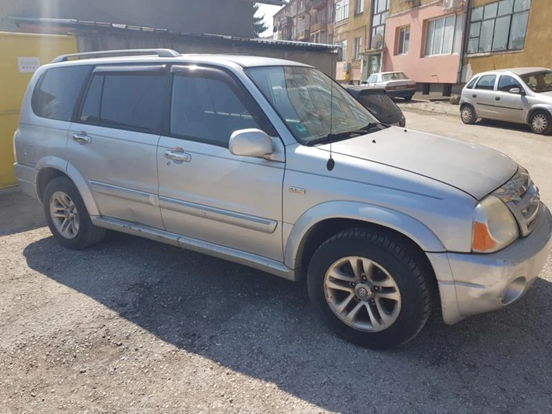 Suzuki XL-7 7-МЕСТЕН..2,7i XL-7, снимка 11 - Автомобили и джипове - 48381046