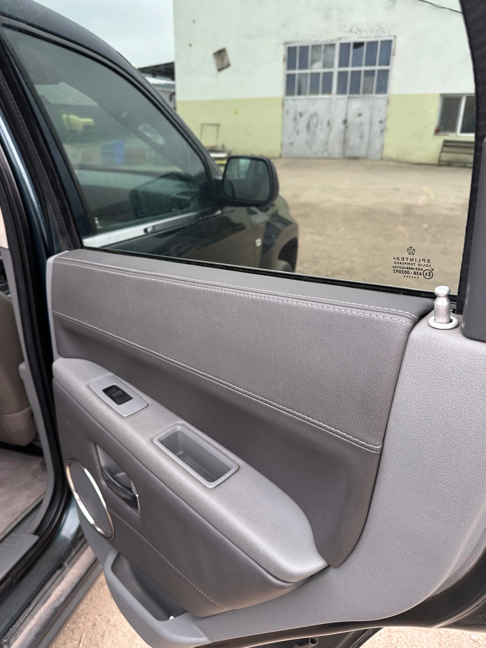 Jeep Grand cherokee 5.7 V8 LPG - изображение 10