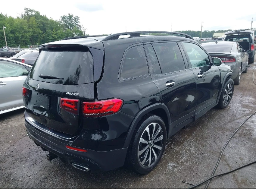 Mercedes-Benz GLB 250* 4MATIC* AMG-PACK* ПОДГРЕВИ* ПАНОРАМА - изображение 6