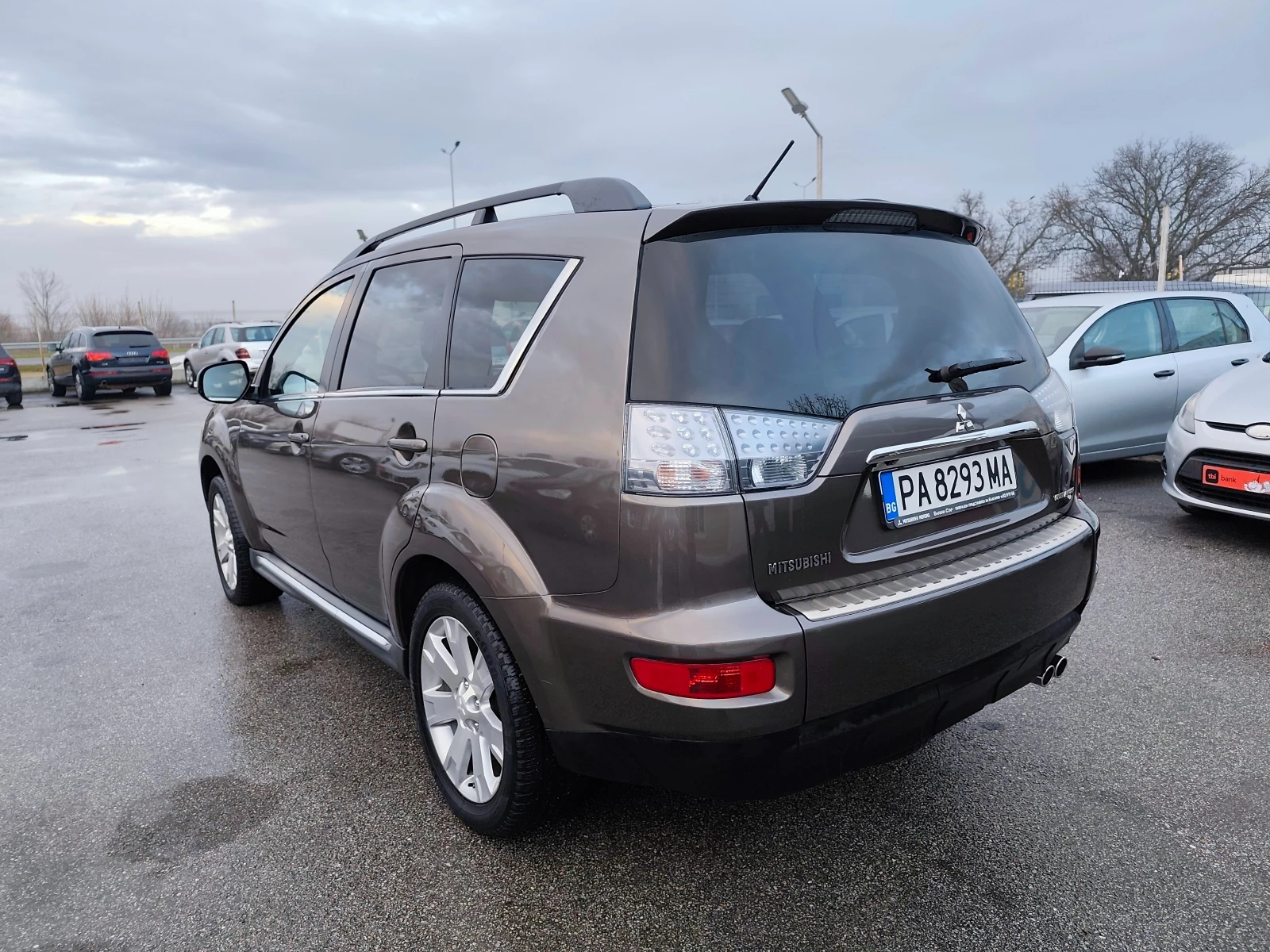 Mitsubishi Outlander 2.2 DI-D - изображение 4