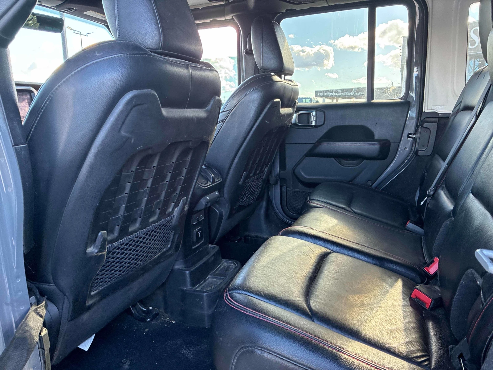 Jeep Wrangler Rubicon CARFAX АВТО КРЕДИТ  - изображение 10