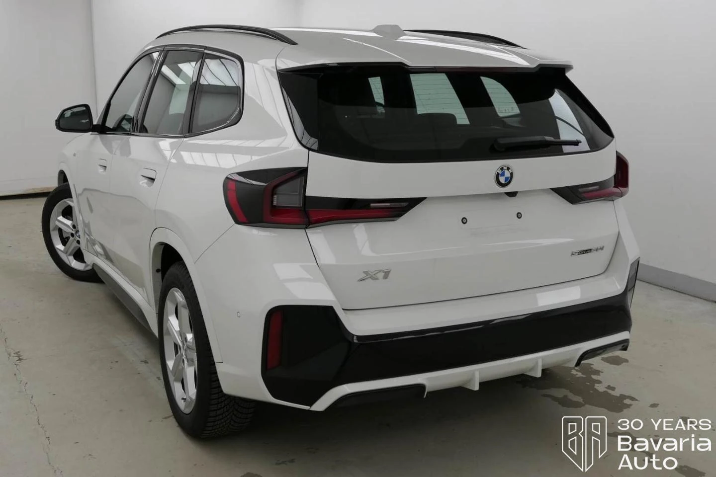 BMW X1 20i sDrive M Sport Paket Steptronic - изображение 2