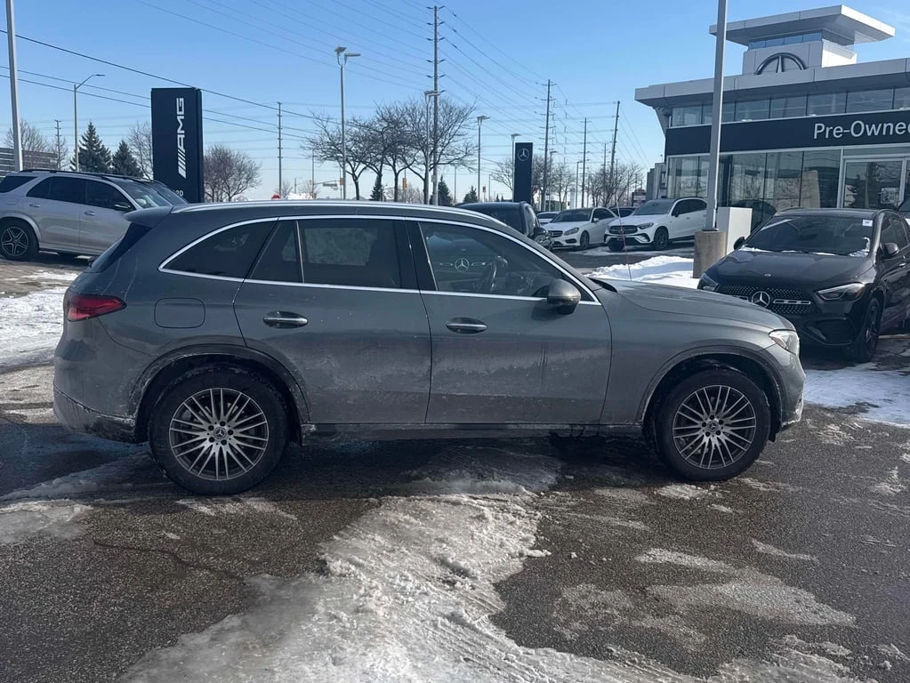 Mercedes-Benz GLC 300 * CARFAX * ПРЕДСТАВИТЕЛСТВО * 360 * ПОДГРЕВИ - изображение 3