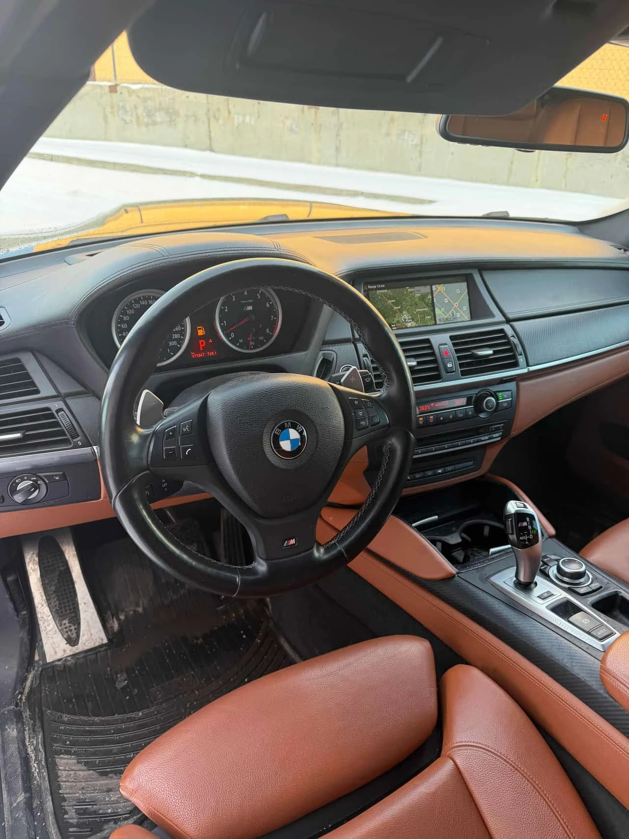 BMW X6 * M * ПОДГРЕВ * ШИБИДАХ * ОТ ПРЕДСТАВИТЕЛСТВО, снимка 13 - Автомобили и джипове - 53958655