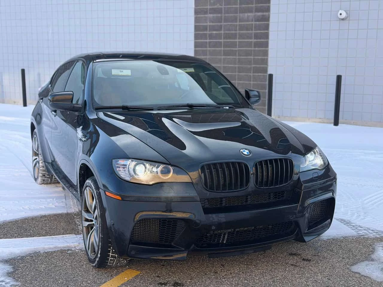 BMW X6 * M * ПОДГРЕВ * ШИБИДАХ * ОТ ПРЕДСТАВИТЕЛСТВО, снимка 3 - Автомобили и джипове - 53958655