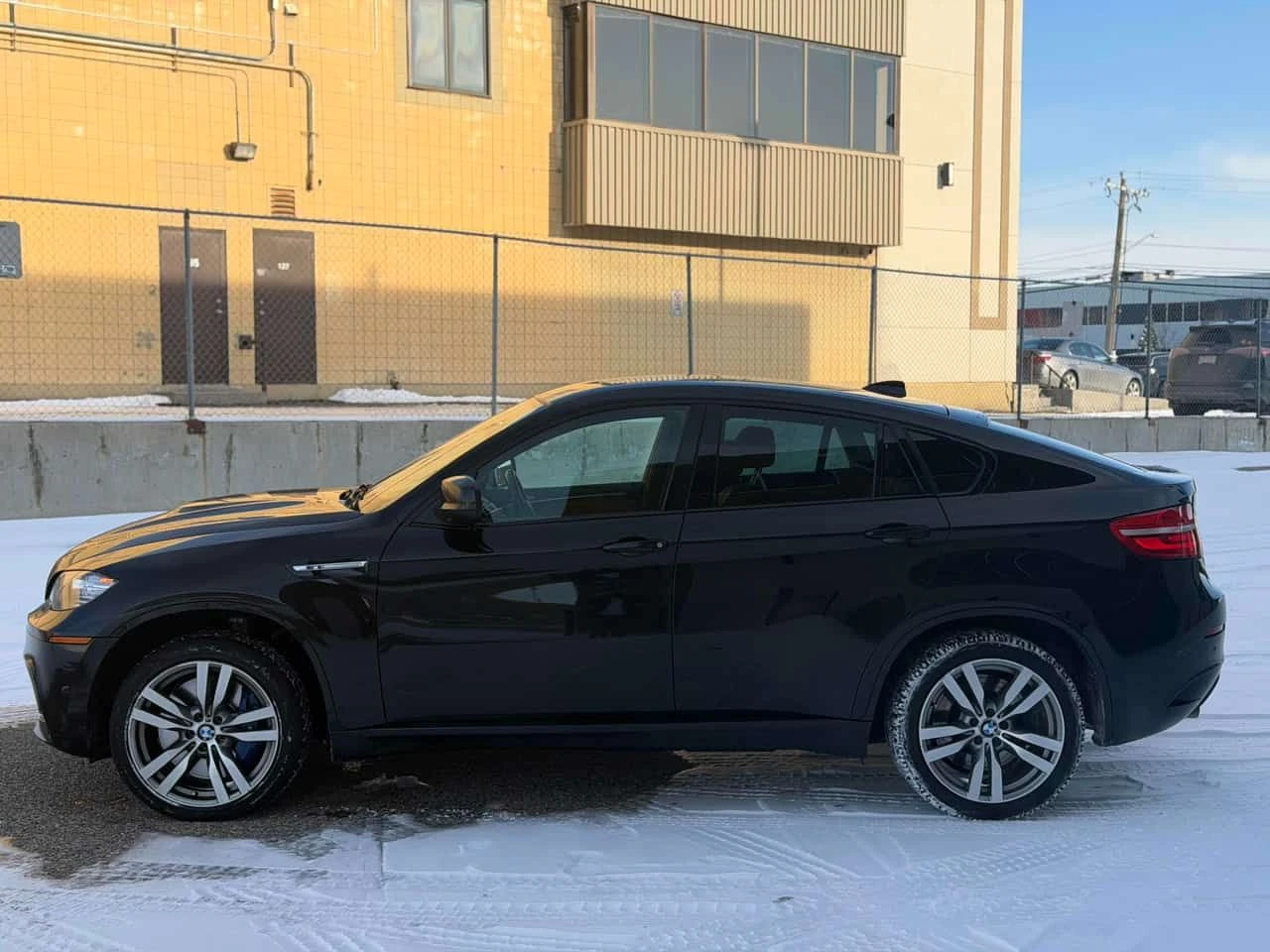 BMW X6 * M * ПОДГРЕВ * ШИБИДАХ * ОТ ПРЕДСТАВИТЕЛСТВО, снимка 7 - Автомобили и джипове - 53958655