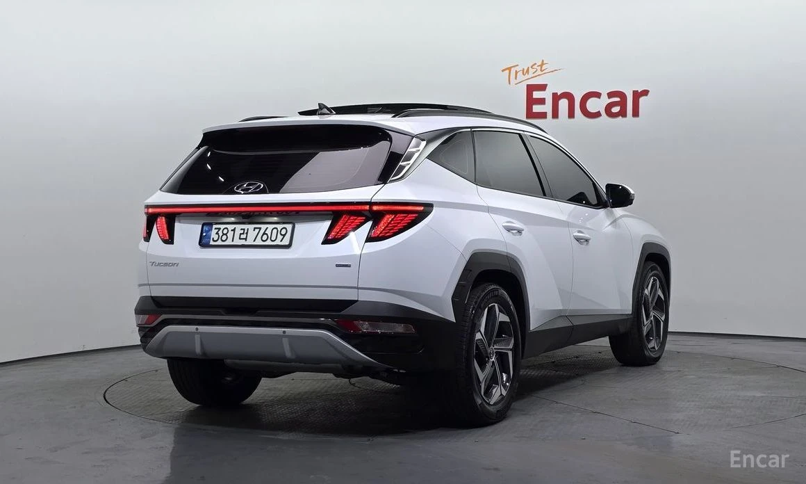 Hyundai Tucson, снимка 2 - Автомобили и джипове - 54633221