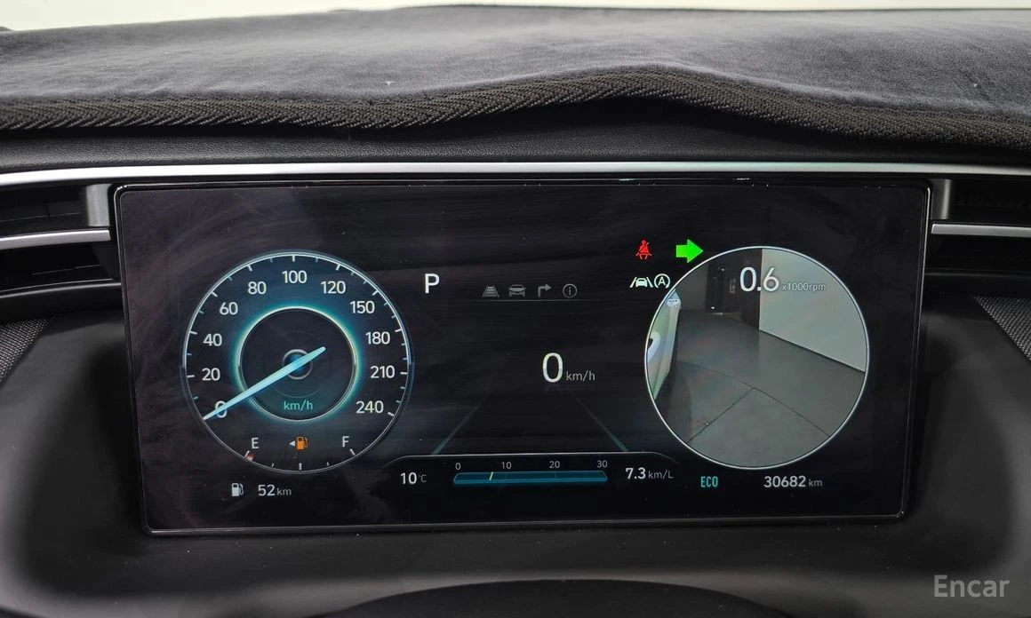 Hyundai Tucson, снимка 8 - Автомобили и джипове - 54633221