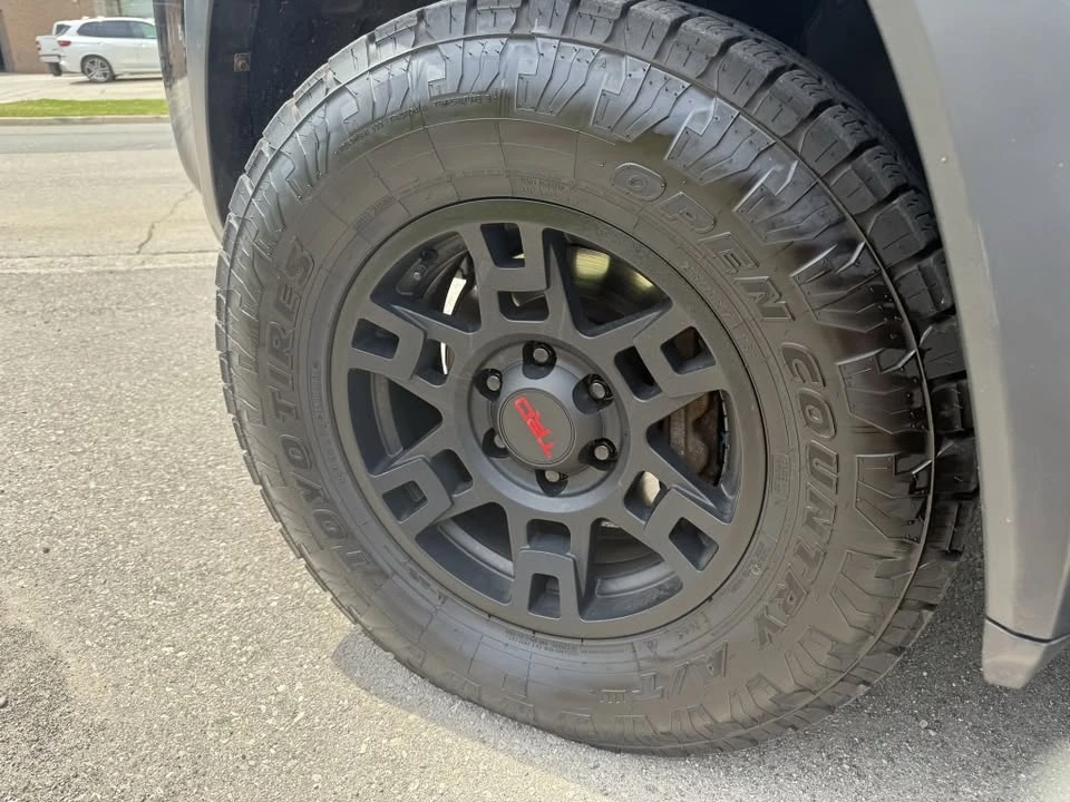 Toyota 4runner * SR5* АВТОКРЕДИТ БЕЗ ПЪРВОНАЧАЛНА ВНОСКА* , снимка 11 - Автомобили и джипове - 54815402