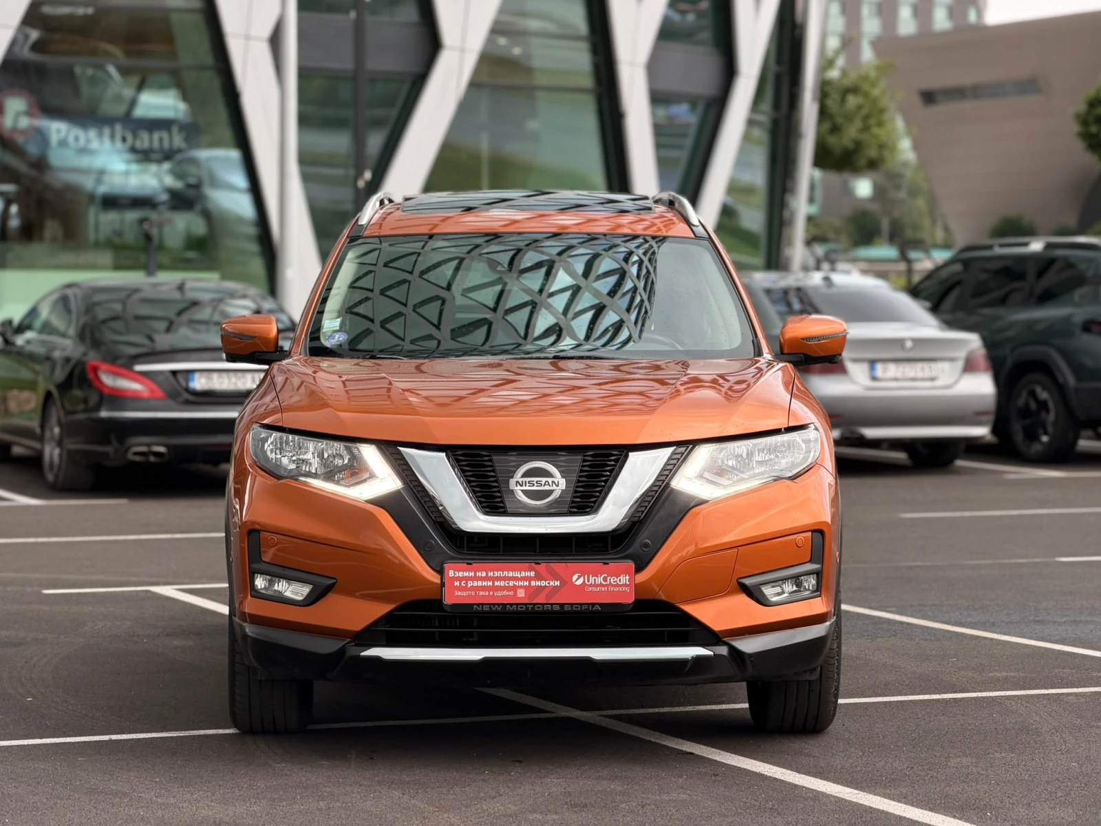 Nissan X-trail 1.6 бензин Лизинг през Уникредит по 219 евро, снимка 2 - Автомобили и джипове - 55100538