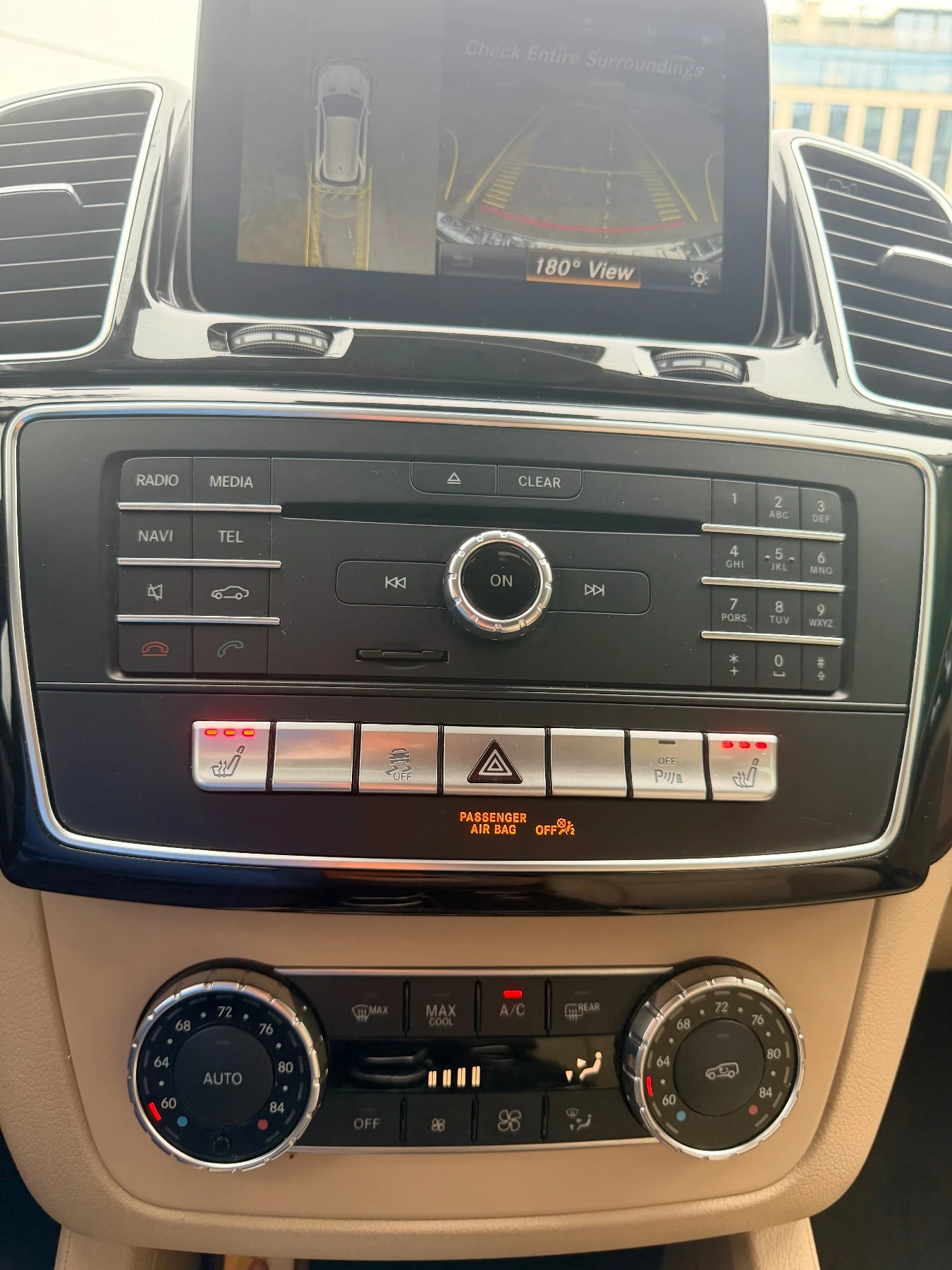 Mercedes-Benz GLE 350 4matic/Harman Kardon/2 ключа, снимка 16 - Автомобили и джипове - 55376273