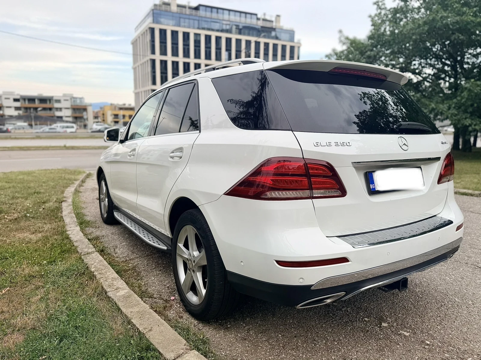 Mercedes-Benz GLE 350 4matic/Harman Kardon/2 ключа, снимка 7 - Автомобили и джипове - 55376273