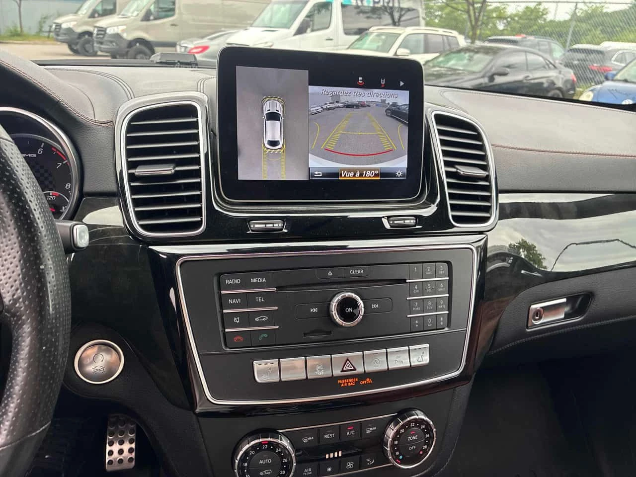 Mercedes-Benz GLE 43 AMG ГЛАВНО ПРЕДСТАВИТЕЛСТВО НА MERCEDES, снимка 9 - Автомобили и джипове - 55468491
