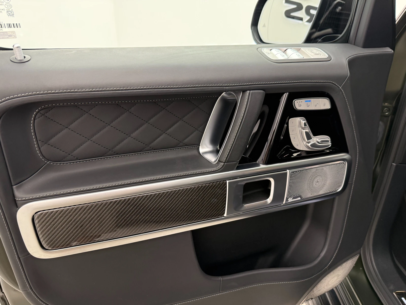 Mercedes-Benz G 63 AMG MATT MAGNO\A22\FULL CARBON\SUPERIOR\TV\PPF, снимка 13 - Автомобили и джипове - 55844293